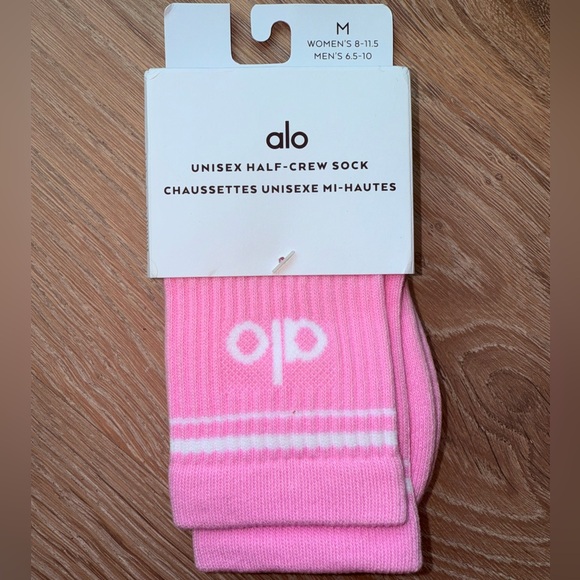 Alo Sweet Pink Unisex Half-Crew Socks size M NWT ๐ - Picture 5 of 5